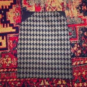 Limited Houndstooth Pencil Skirt